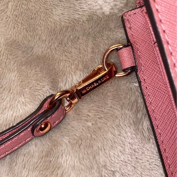 Michael Kors Pink Wristlet Wallet - Picture 8 of 8